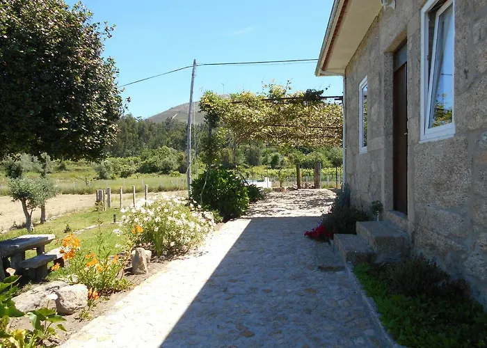 Casa Do Pinheiro Manso Farma